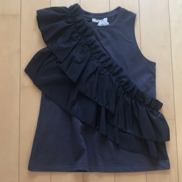 Neiman Marcus Tops - NWT Neiman Marcus Free Generation ruffle top